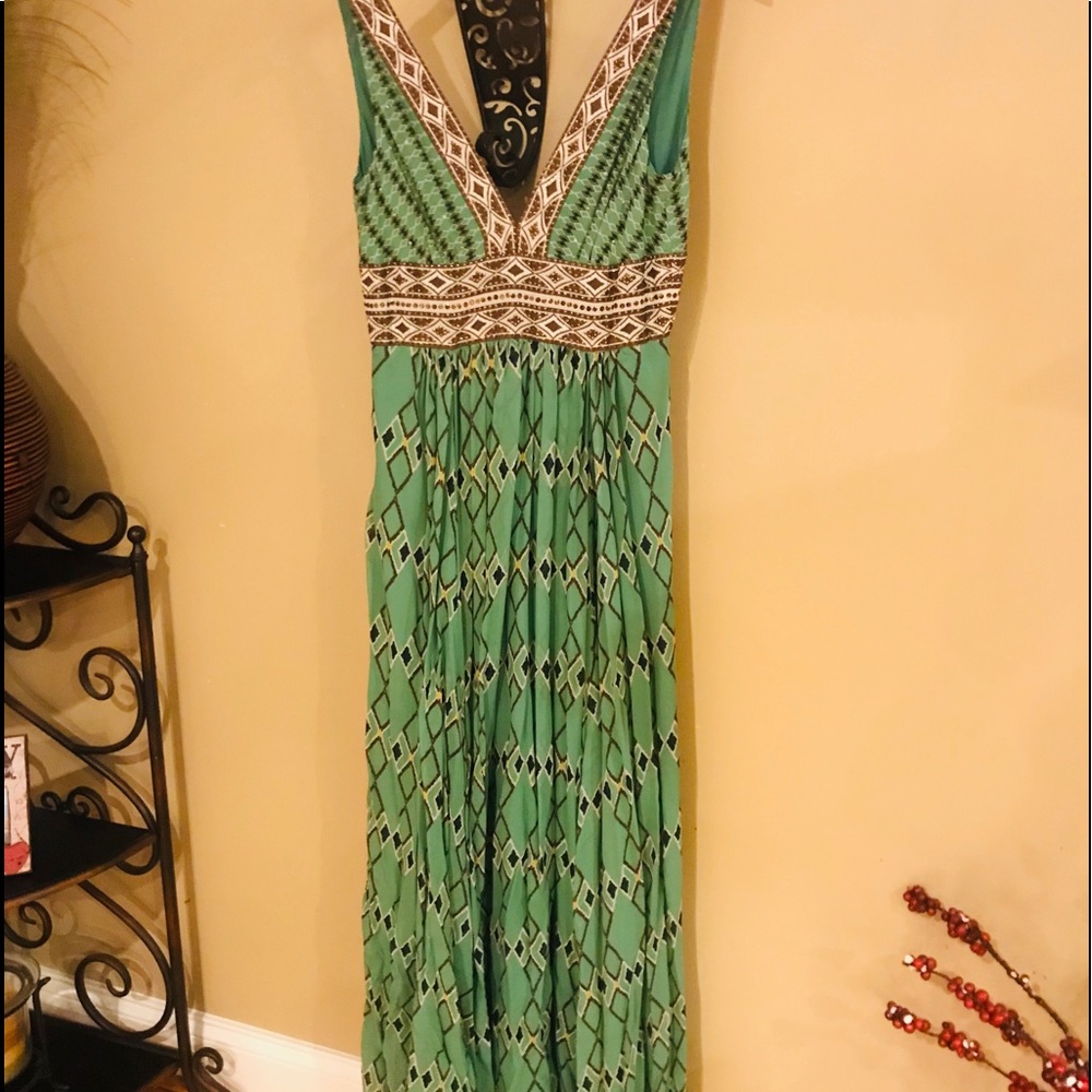 Beautiful BCBG green maxi dress